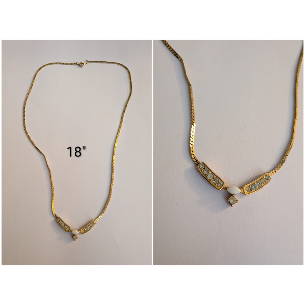 Vintage Gold Tone Herringbone Rhinestone White Cabochon V Pendant Necklace 18in
